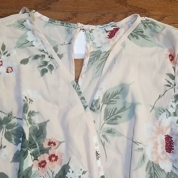 Romper - Picture 4 of 8